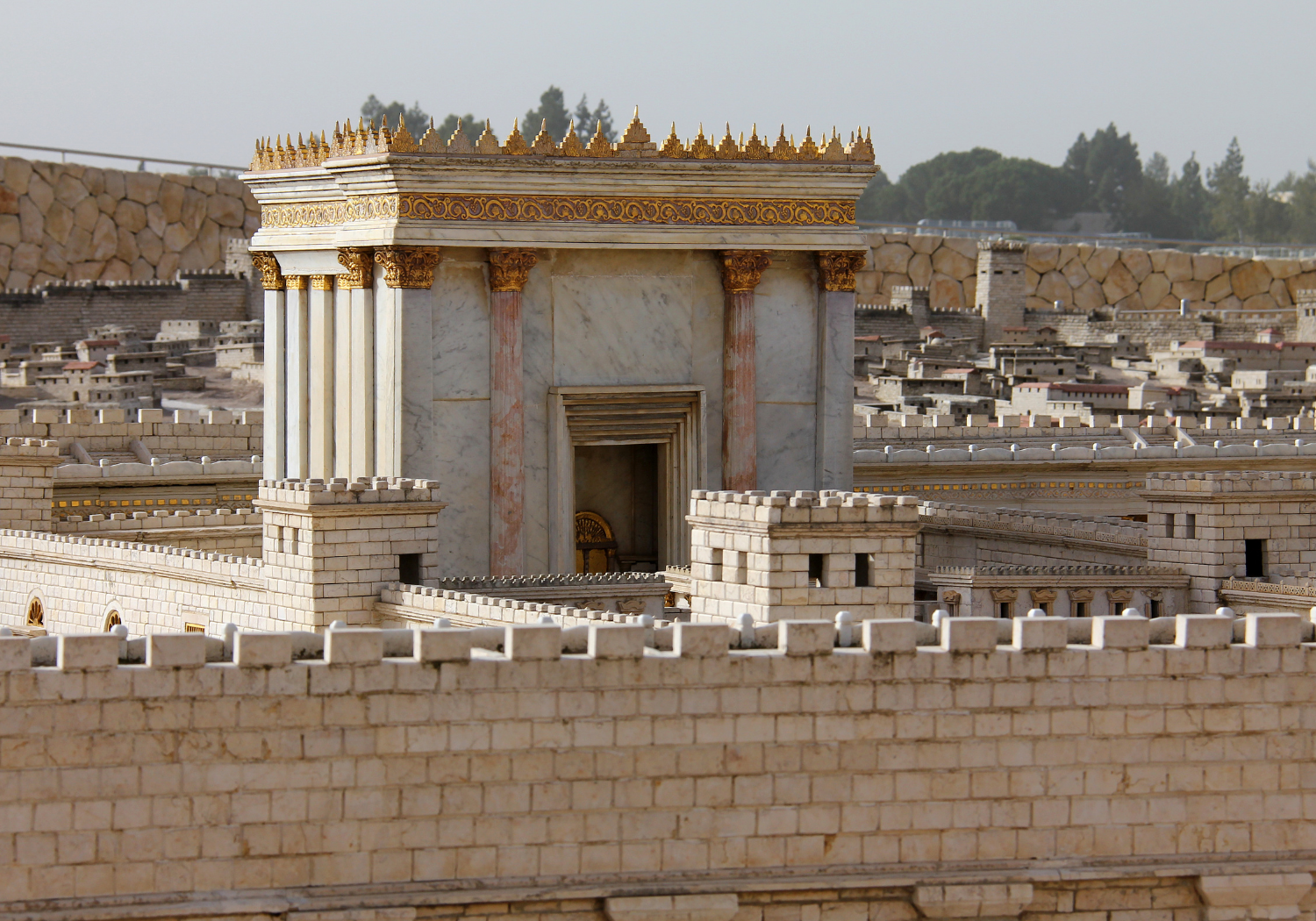 An image of a temple.